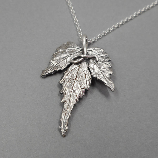 Porcelain Berry Leaf Pendant in Fine Silver