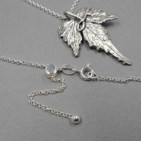 Porcelain Berry Leaf Pendant in Fine Silver