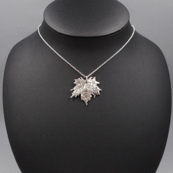 Maple Leaf Pendant with Ladybug in Fine Silver