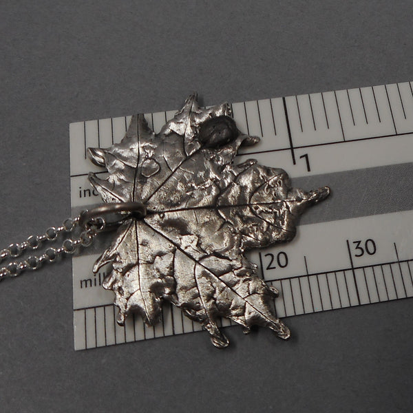 Maple Leaf Pendant with Ladybug in Fine Silver