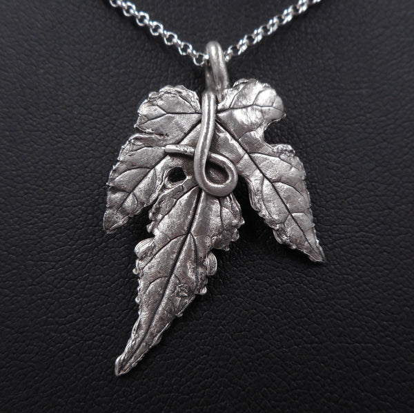 Porcelain Berry Leaf Pendant in Fine Silver