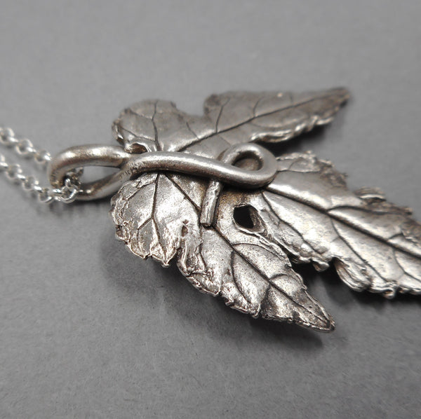 Porcelain Berry Leaf Pendant in Fine Silver