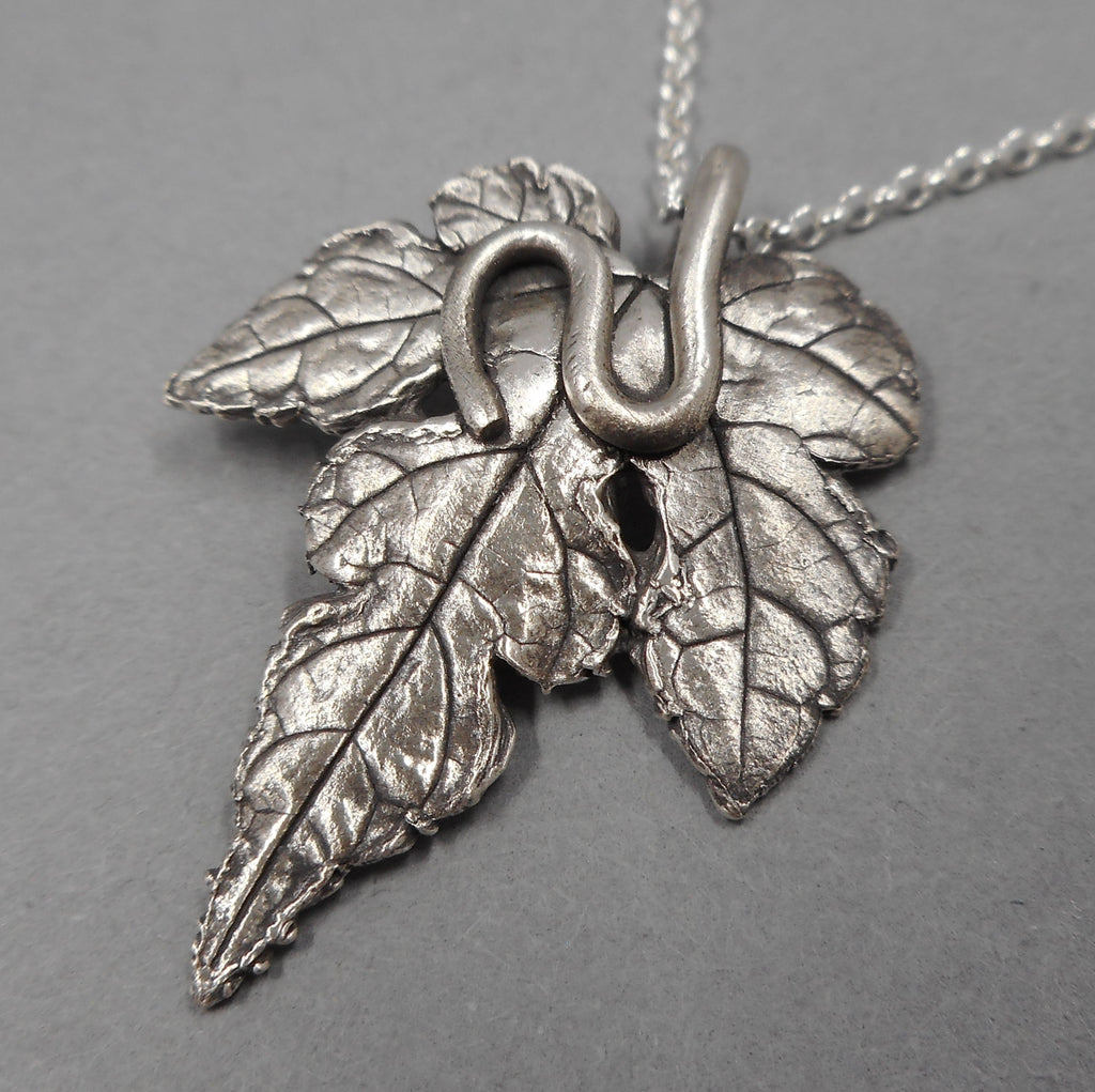 Porcelain Berry Leaf Pendant in Fine Silver