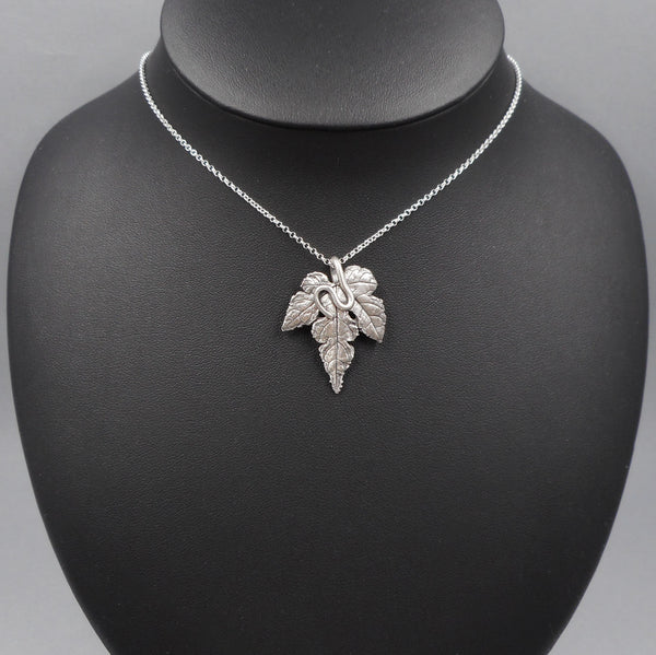 Porcelain Berry Leaf Pendant in Fine Silver