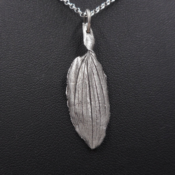 Peruvian Lily Leaf Pendant in Fine Silver